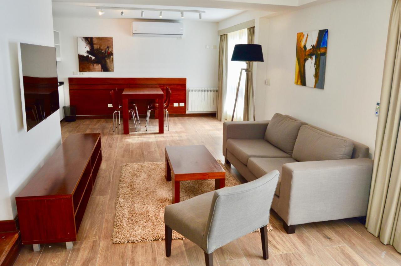 Hotel 6 De Octubre Buenos Aires Zewnętrze zdjęcie