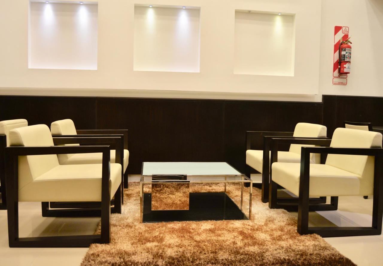 Hotel 6 De Octubre Buenos Aires Zewnętrze zdjęcie