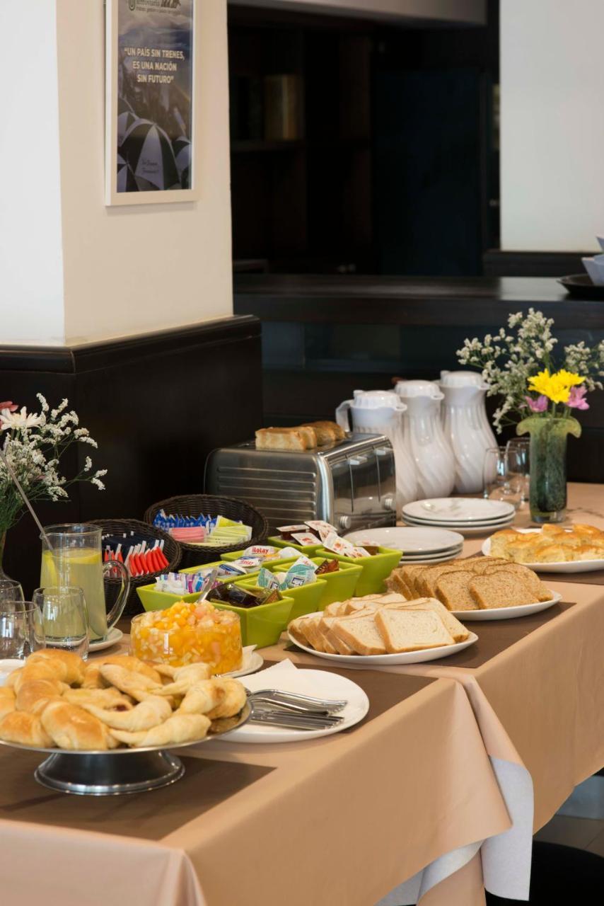 Hotel 6 De Octubre Buenos Aires Zewnętrze zdjęcie
